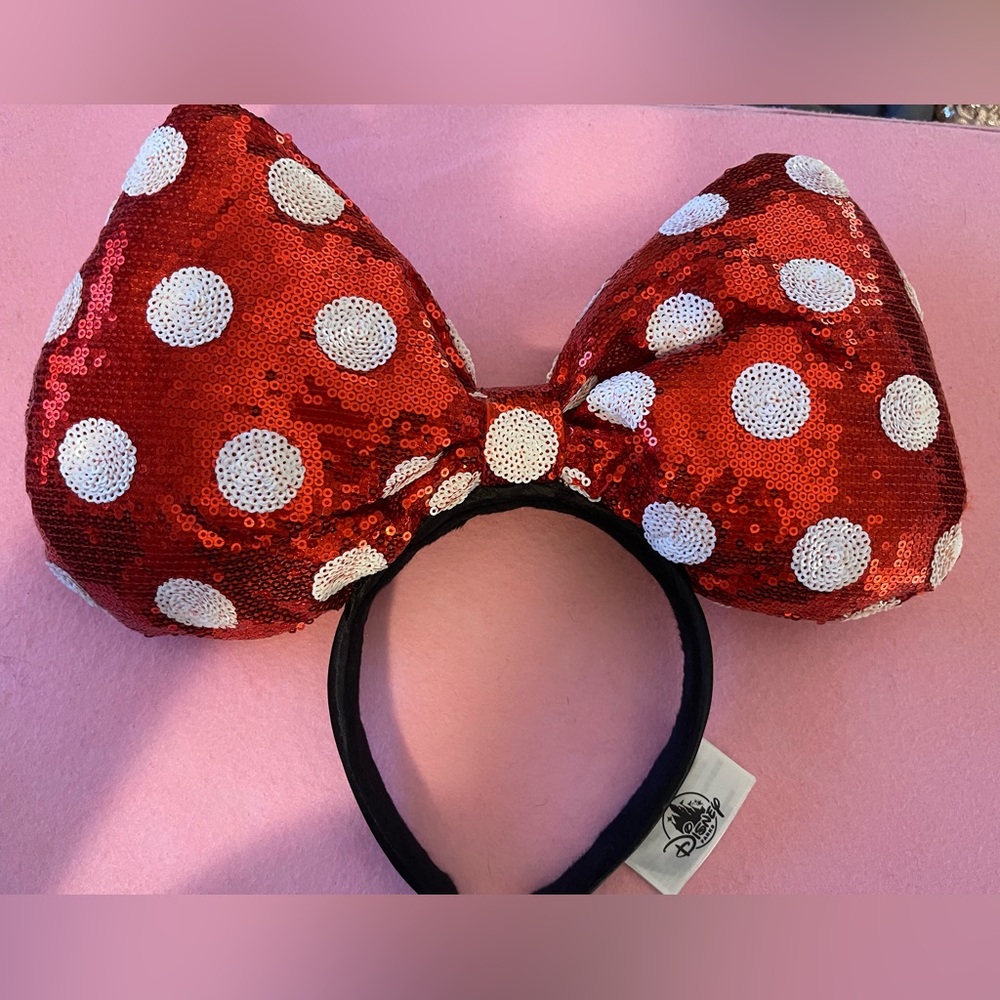 Minnie Mouse XL Bow